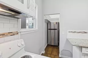 133 Marlborough St, Chelsea, MA 02150 - Photo 10