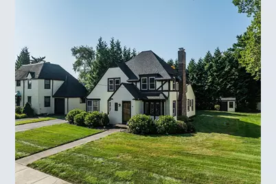 33 Emerson Rd, Longmeadow, MA 01106 - Photo 2