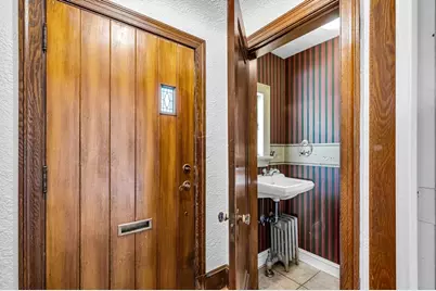 33 Emerson Rd, Longmeadow, MA 01106 - Photo 4