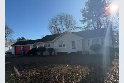 120 Roberts Ave, Holbrook, MA 02343 - Photo 2