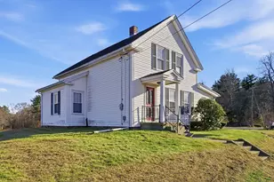 521 N Liberty St, Belchertown, MA 01007 - Photo 4