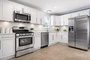 36 Azalea Ln, Marlborough, MA 01752 - Photo 10