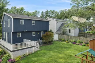 36 Azalea Ln, Marlborough, MA 01752 - Photo 2