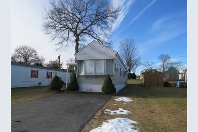 28 Daisy Ave., Taunton, MA 02780 - Photo 2