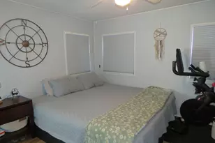 28 Daisy Ave, Taunton, MA 02780 - Photo 12