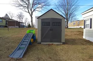 28 Daisy Ave, Taunton, MA 02780 - Photo 18