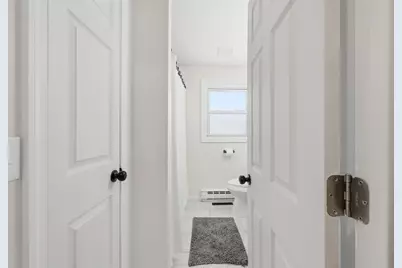 183 Ventura, Ludlow, MA 01056 - Photo 22
