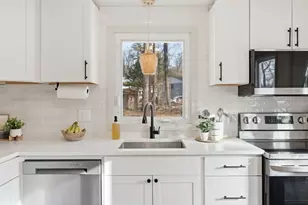 183 Ventura, Ludlow, MA 01056 - Photo 12