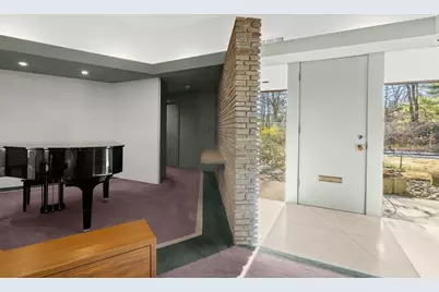 64 Oak Hill Rd, Worcester, MA 01609 - Photo 18