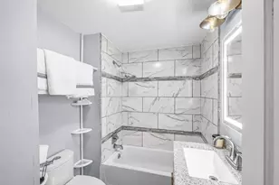 63 Lawton St, Springfield, MA 01109 - Photo 12