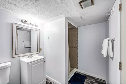 63 Lawton St, Springfield, MA 01109 - Photo 28