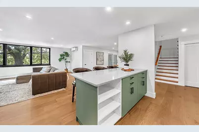 935 Washington St #8, Newton, MA 02460 - Photo 12