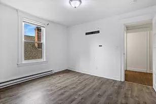 8 Delaware St, Worcester, MA 01603 - Photo 16