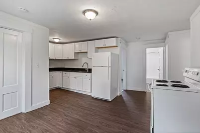 8 Delaware St #1, Worcester, MA 01603 - Photo 10