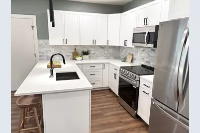 1391 Main Street #202, Walpole, MA 02081 - Photo 8