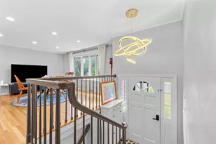 9 Oak Dr, Plainville, MA 02762 - Photo 6