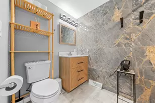 9 Oak Dr, Plainville, MA 02762 - Photo 18