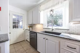 279 S Main St, Hopedale, MA 01747 - Photo 6