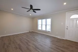 6 Canterbury Ln, Rockland, MA 02370 - Photo 8