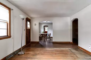 56 Walsh St, Framingham, MA 01701 - Photo 4