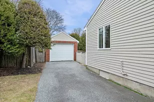 24 Alden Rd, Swampscott, MA 01907 - Photo 4