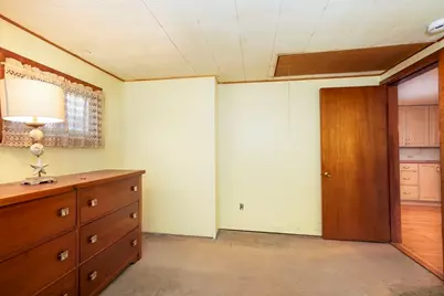 64 Rose Point Ave, Wareham, MA 02576 - Photo 10