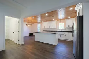 21 Irving St, Bellingham, MA 02019 - Photo 4