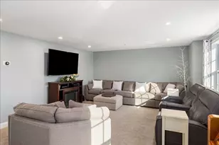 530 Mammoth Rd, Dracut, MA 01826 - Photo 20