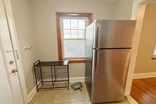 195 Thomas Burgin Pkwy, Quincy, MA 02169 - Photo 2