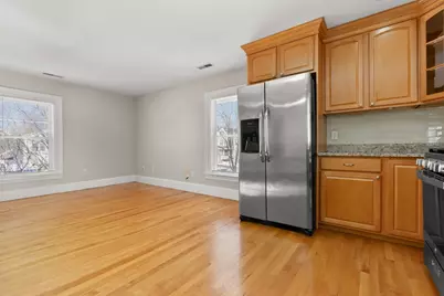 40 Avon Street #2, Wakefield, MA 01880 - Photo 4