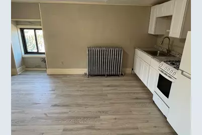 14 Monument Square #4-11, Boston, MA 02129 - Photo 2