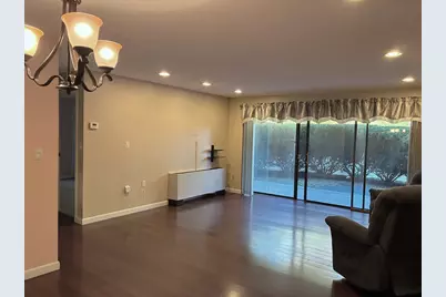 2 Summit Dr. #18, Reading, MA 01867 - Photo 8