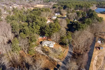 31 Cemetery St, Mendon, MA 01756 - Photo 36