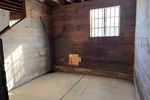 31 Cemetery St, Mendon, MA 01756 - Photo 30