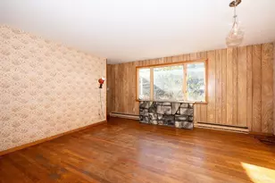 31 Cemetery St, Mendon, MA 01756 - Photo 10