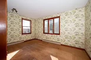 31 Cemetery St, Mendon, MA 01756 - Photo 14