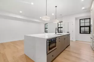 33 Pearl St, Boston, MA 02125 - Photo 8