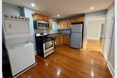 437-439 High St #3, Medford, MA 02155 - Photo 2
