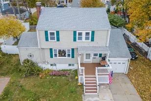 35 H St, Hull, MA 02045 - Photo 8