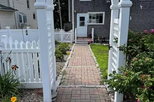 11 Mayflower Rd, Hull, MA 02045 - Photo 6