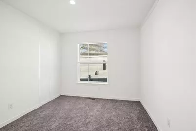 6 Berry Farms Road #64, Sturbridge, MA 01566 - Photo 16