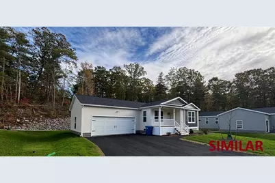 6 Berry Farms Road #64, Sturbridge, MA 01566 - Photo 2