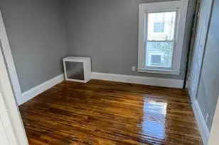 176 Broadway, Methuen, MA 01844 - Photo 2