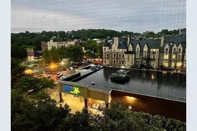 1731 Beacon St #809, Brookline, MA 02445 - Photo 20