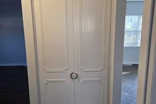 190 Lake Shore Rd, Boston, MA 02135 - Photo 10