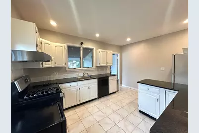 1601 Centre St #-, Newton, MA 02461 - Photo 2