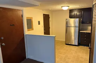 345 Hildreth St, Lowell, MA 01850 - Photo 4