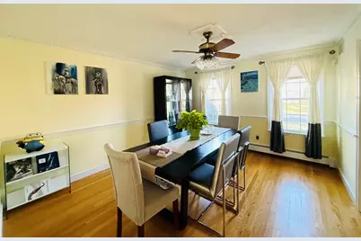 37 Wildon Rd, Wellesley, MA 02482 - Photo 12