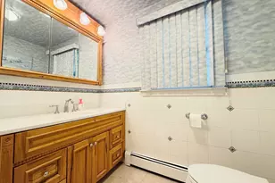 37 Wildon Rd, Wellesley, MA 02482 - Photo 16