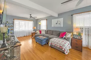 1816 River St, Boston, MA 02136 - Photo 8